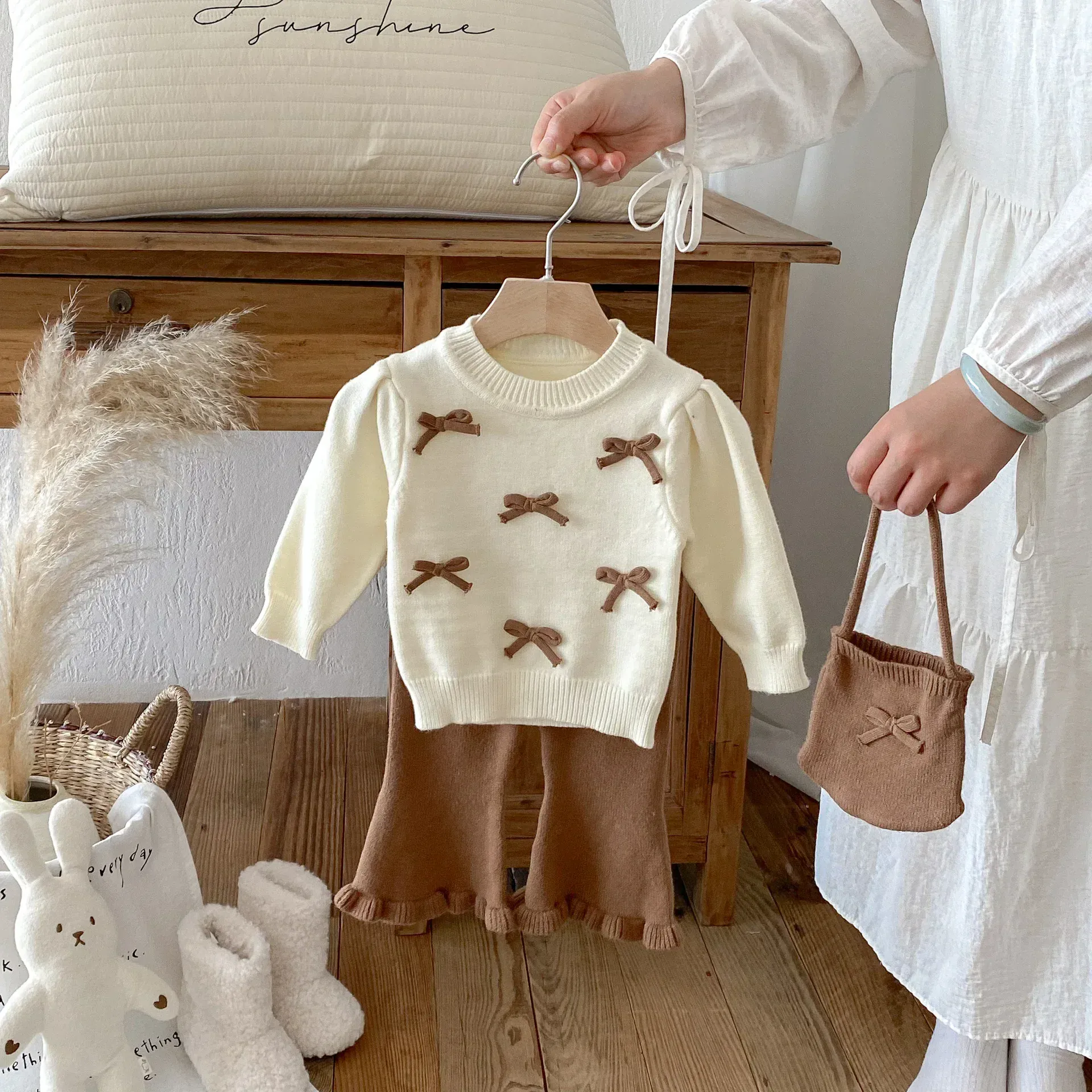 3 Piece Baby Girl Knitted Outfit - Image 3