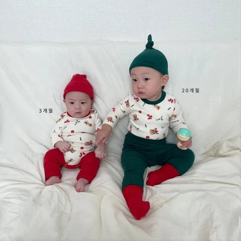 3 Piece Elk Print Bodysuit - Image 6