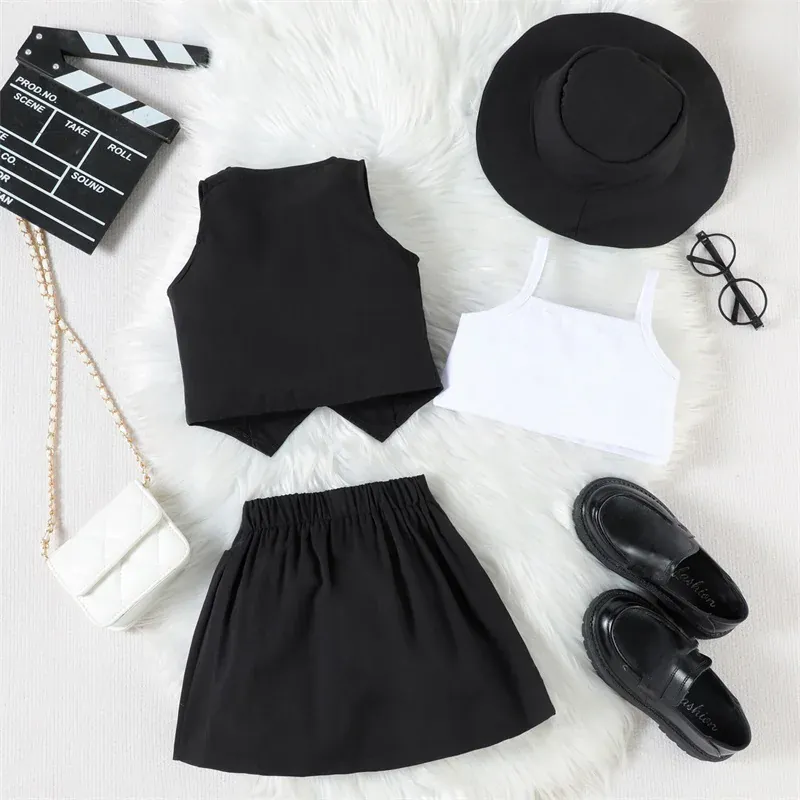 4-Piece Girl Summer Outfit Set - Image 7