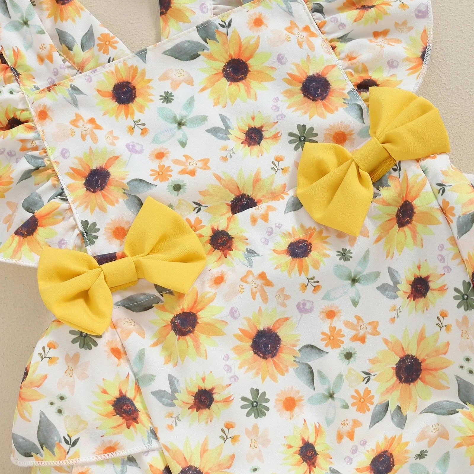 Backless Daisy Print Baby Romper - Image 5