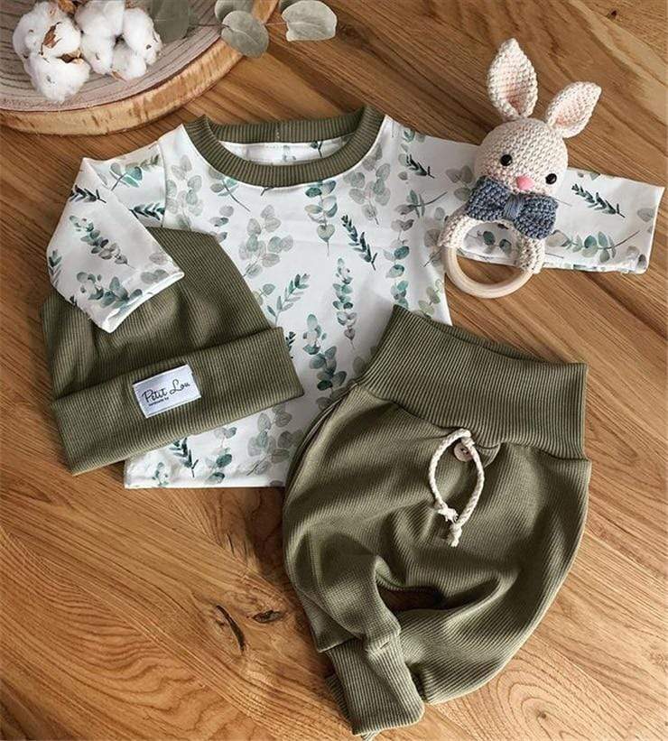 Boy Leaf Print Sweatshirt Outfit - Image 2