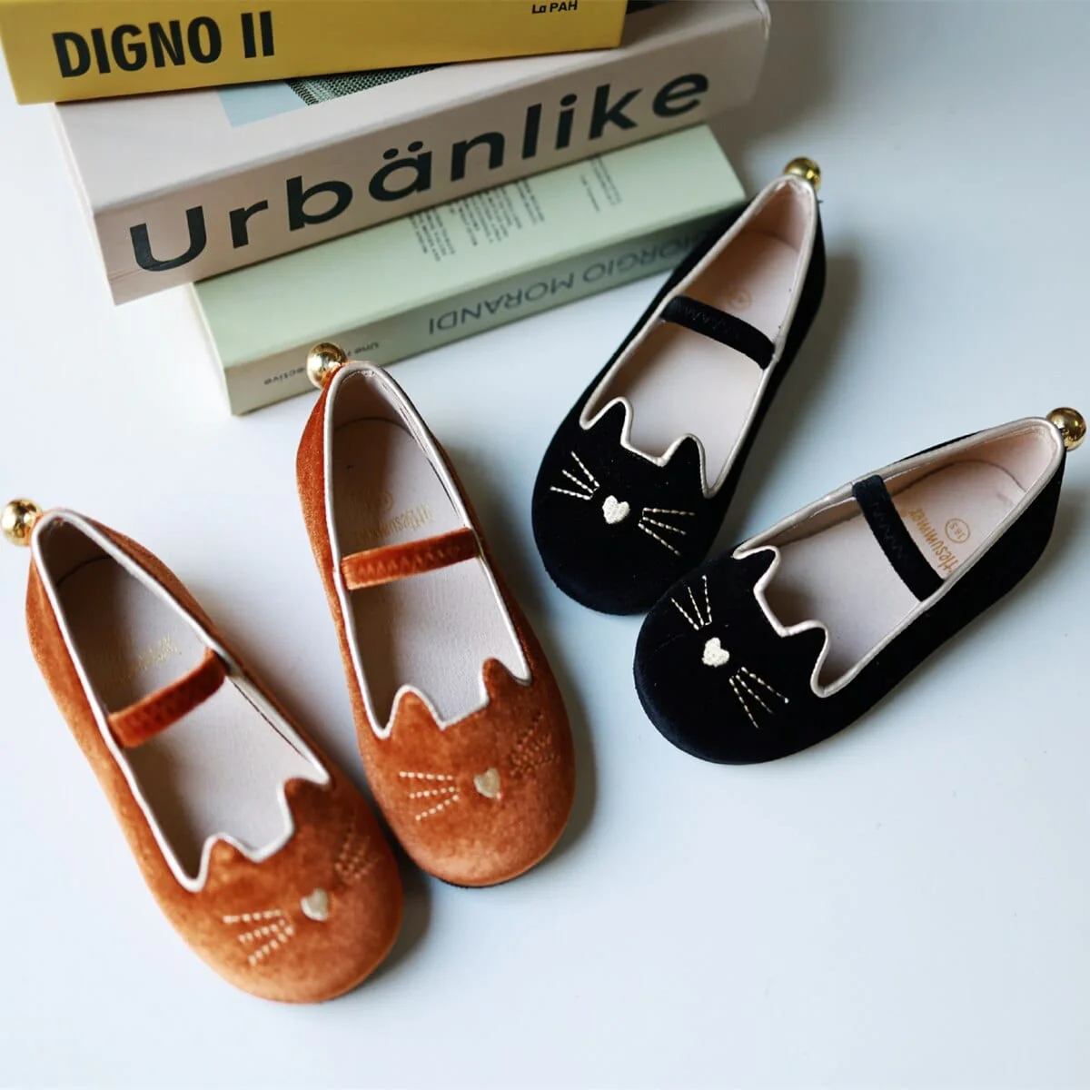Cartoon Cat Velvet Ballet Flats with Strap - Image 3
