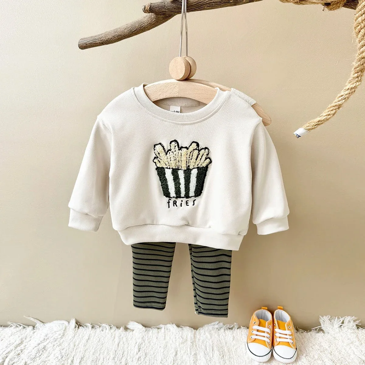 Cute Puppy Embroidery Baby Outfit - Image 4