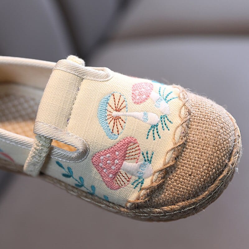 Embroidered Girls Shoes - Image 6