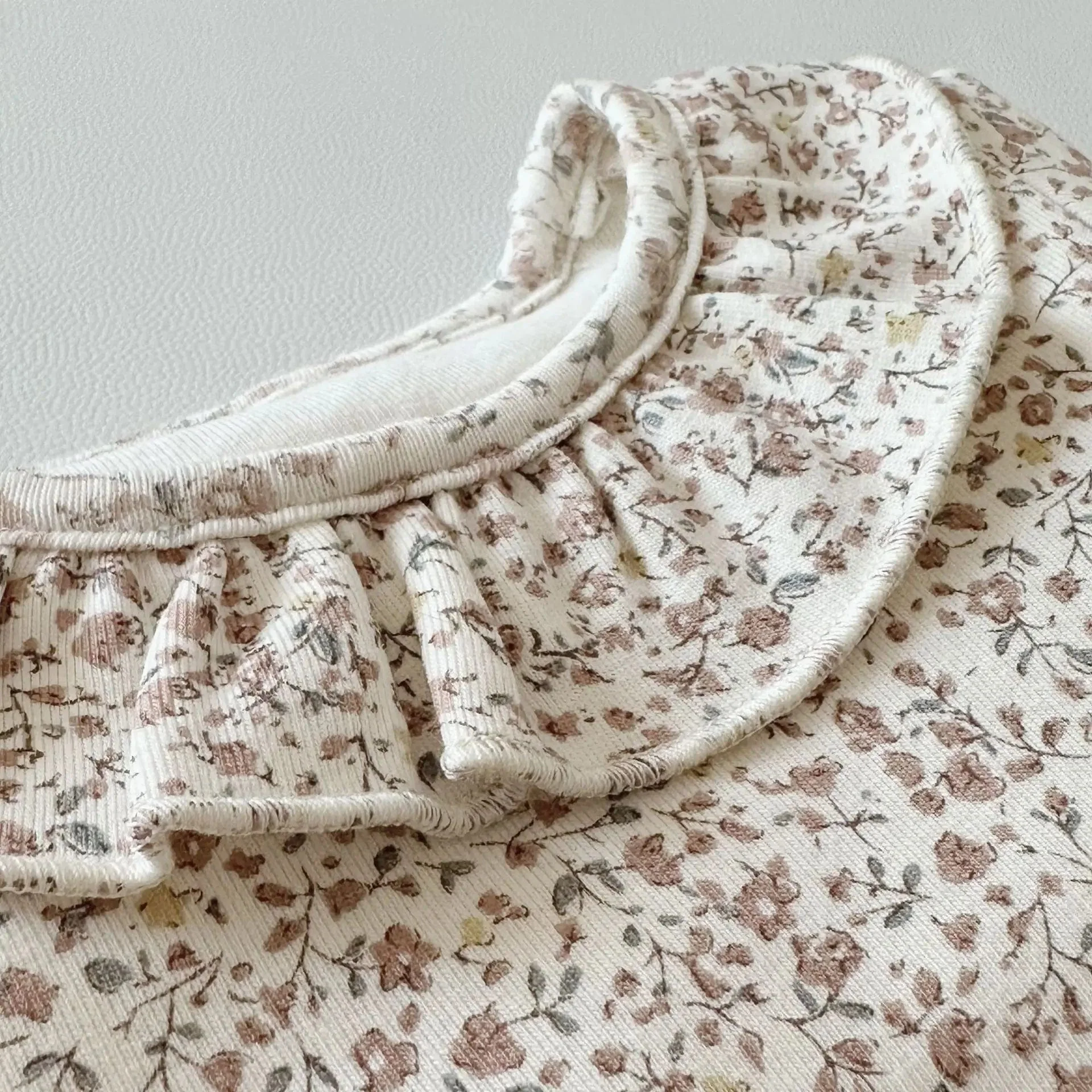 Floral Top with Matching Leggings - Image 7