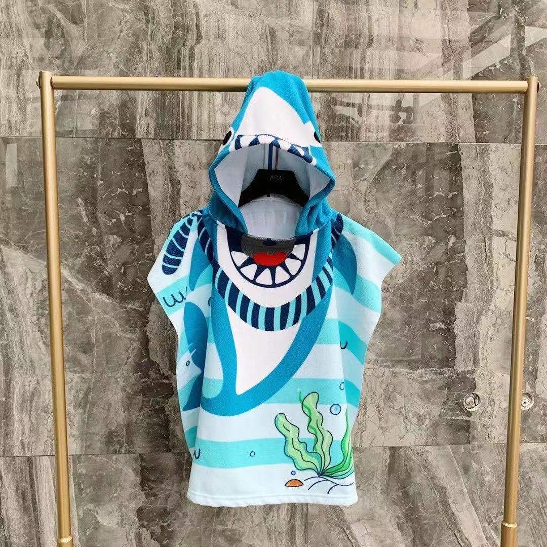 Kids Hooded Beach Towel - Image 4
