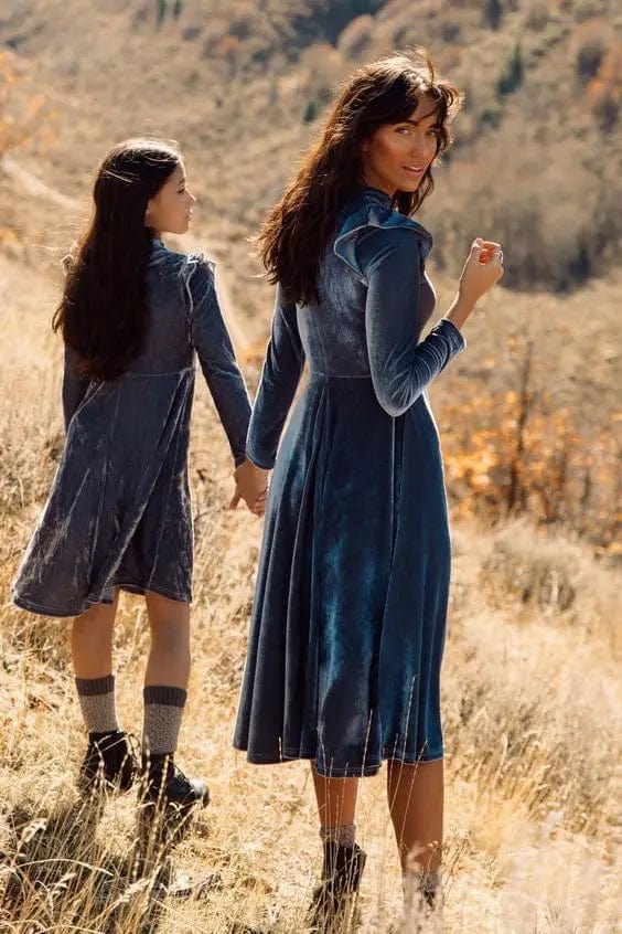 Matching Mother Daughter Velvet Dresses - Image 11