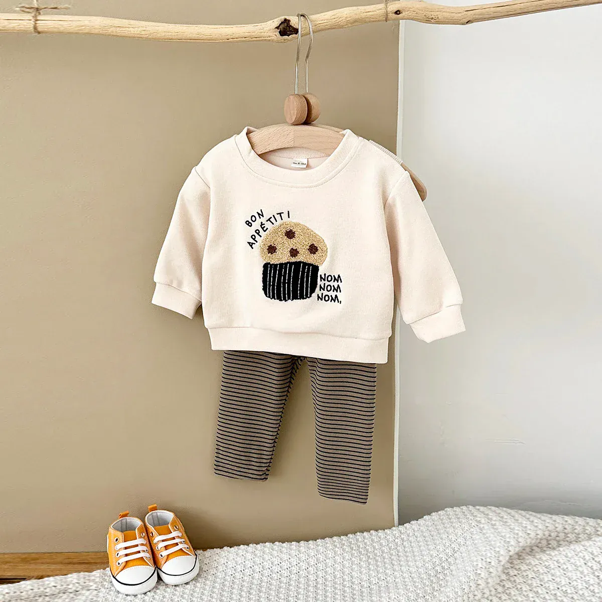 Popcorn Sweatshirt and Striped Pants Set - Image 7