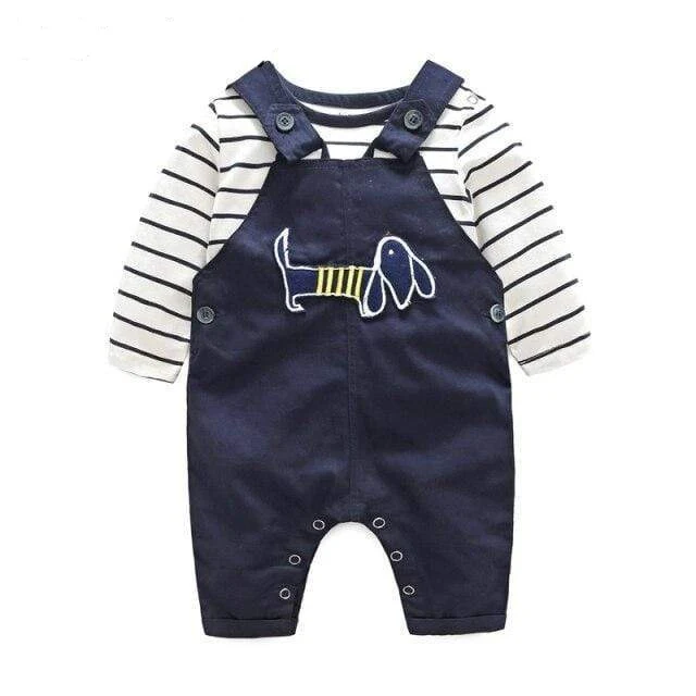 Printed T-shirt with Denim overalls - Image 3
