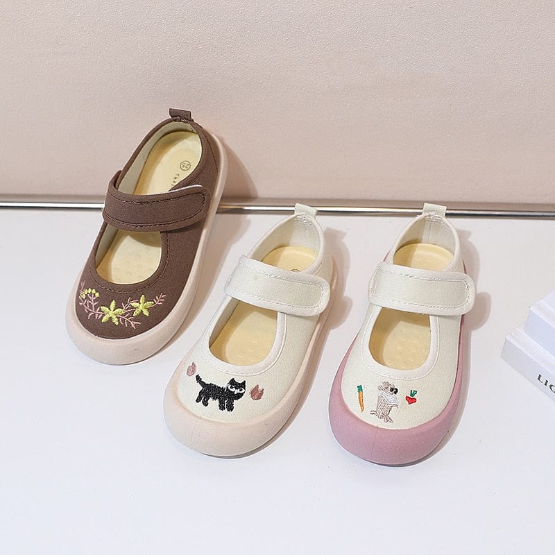 Round Toe Mary Jane Canvas Shoes