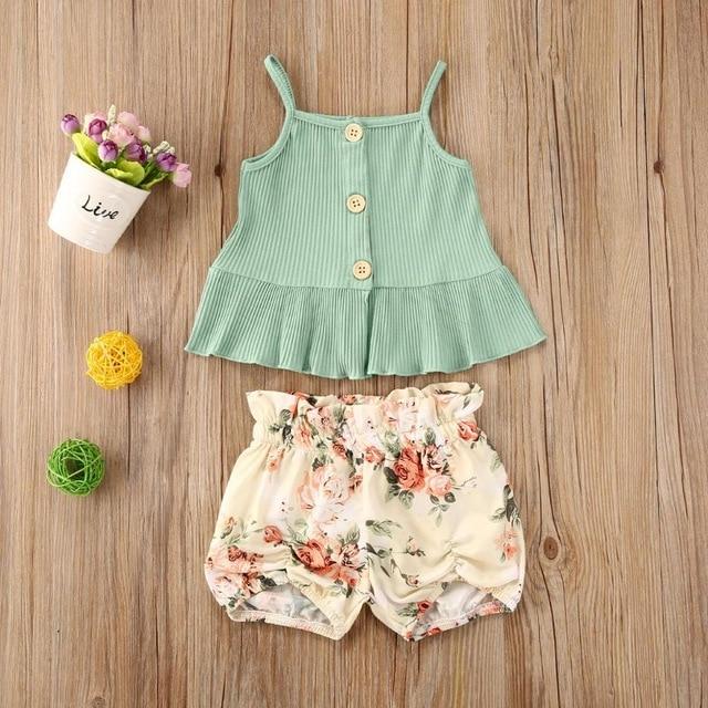 Sleeveless Top With Flower Shorts - Image 6