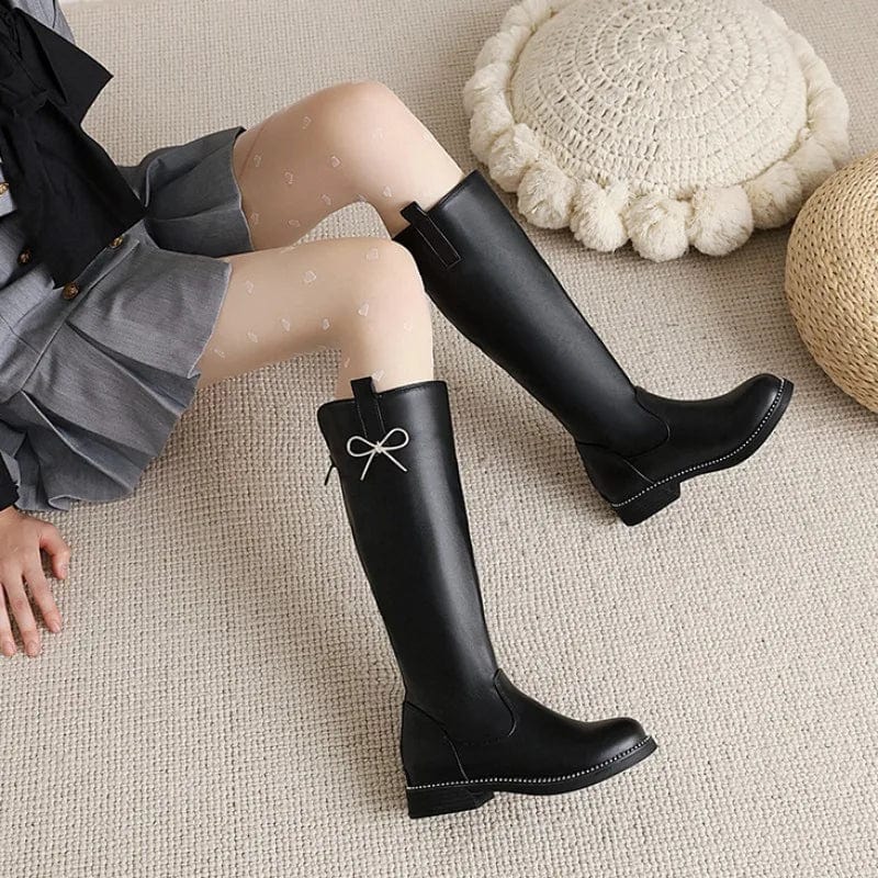 Stylish Knee-High Boots with Bow Accent - Image 3